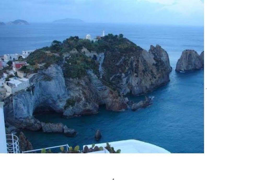 Villa Adele Ponza Exterior photo